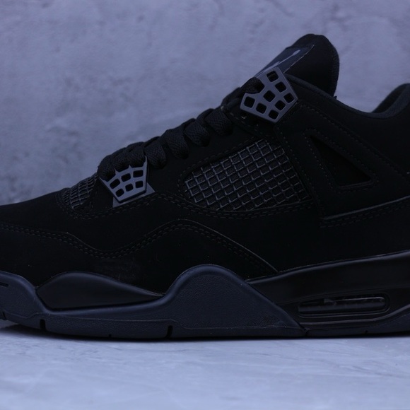 Jordan 4 Black Cat
